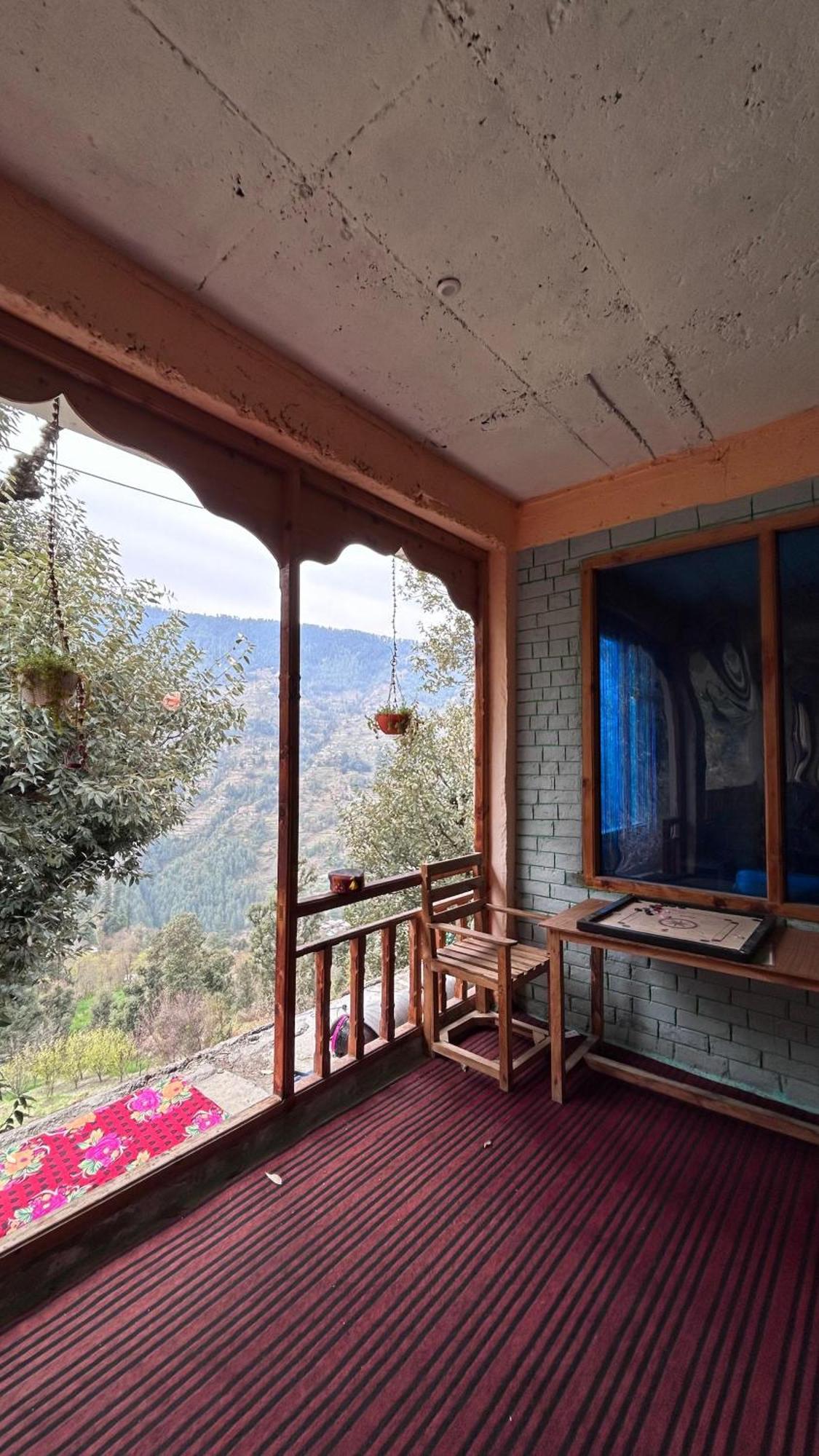 Mozo Inn&Cafe Jibhi Banjār エクステリア 写真